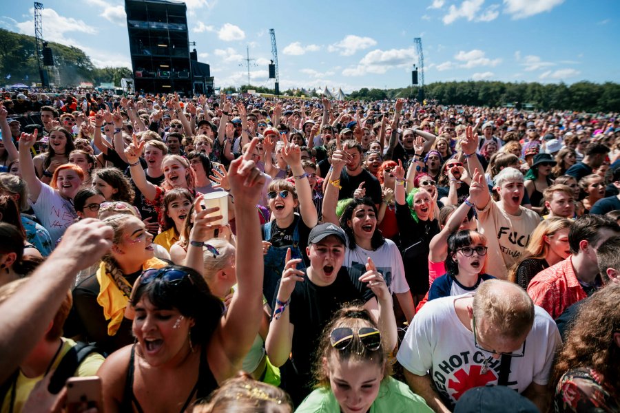 swmrs leeds festival 2019 crowd