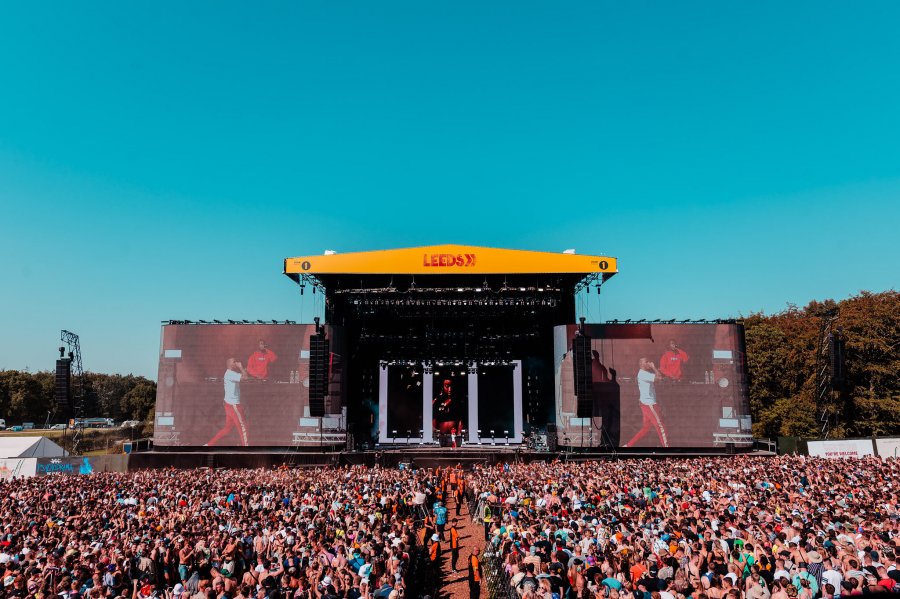 the crowd for aj tracey at leeds festival 2019