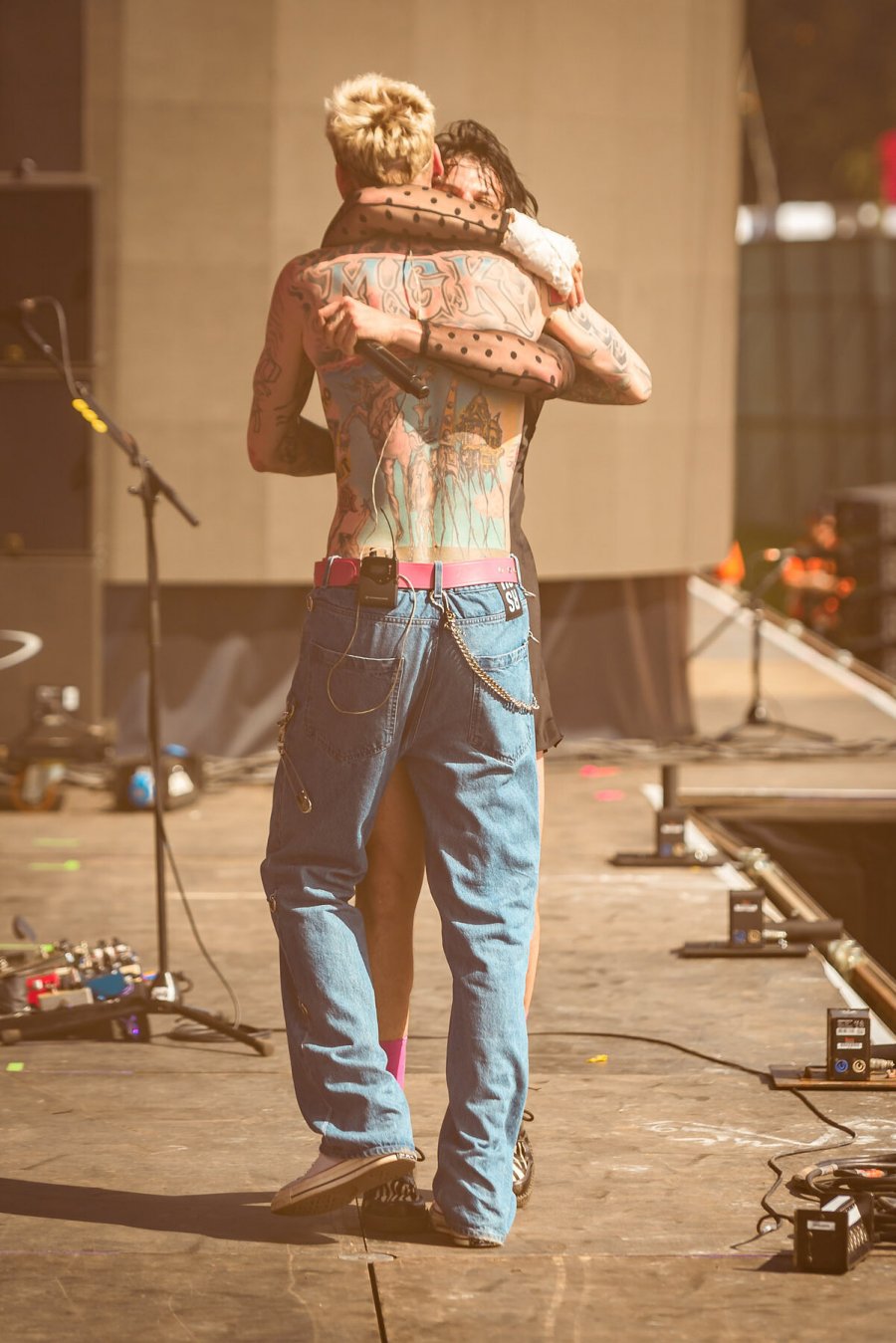 yungblud machine gun kelly leeds festival 2019